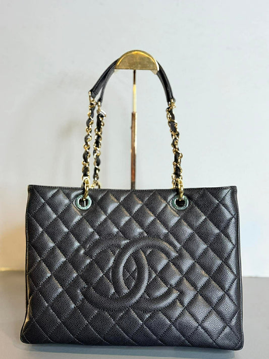 Chanel – Grand Shopping Tote GST (Black)