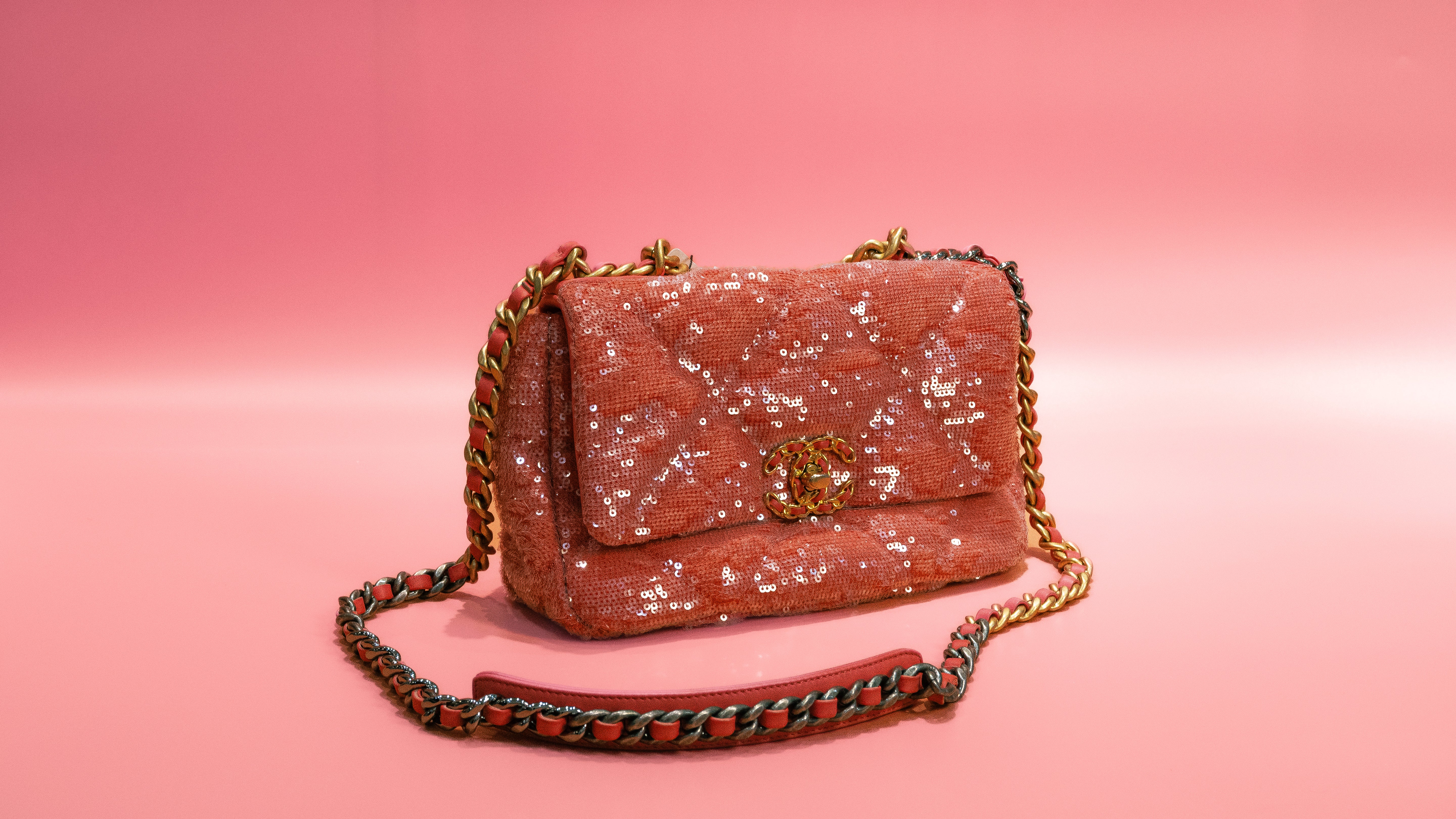 Chanel 19 in Coral Quilted Sequins