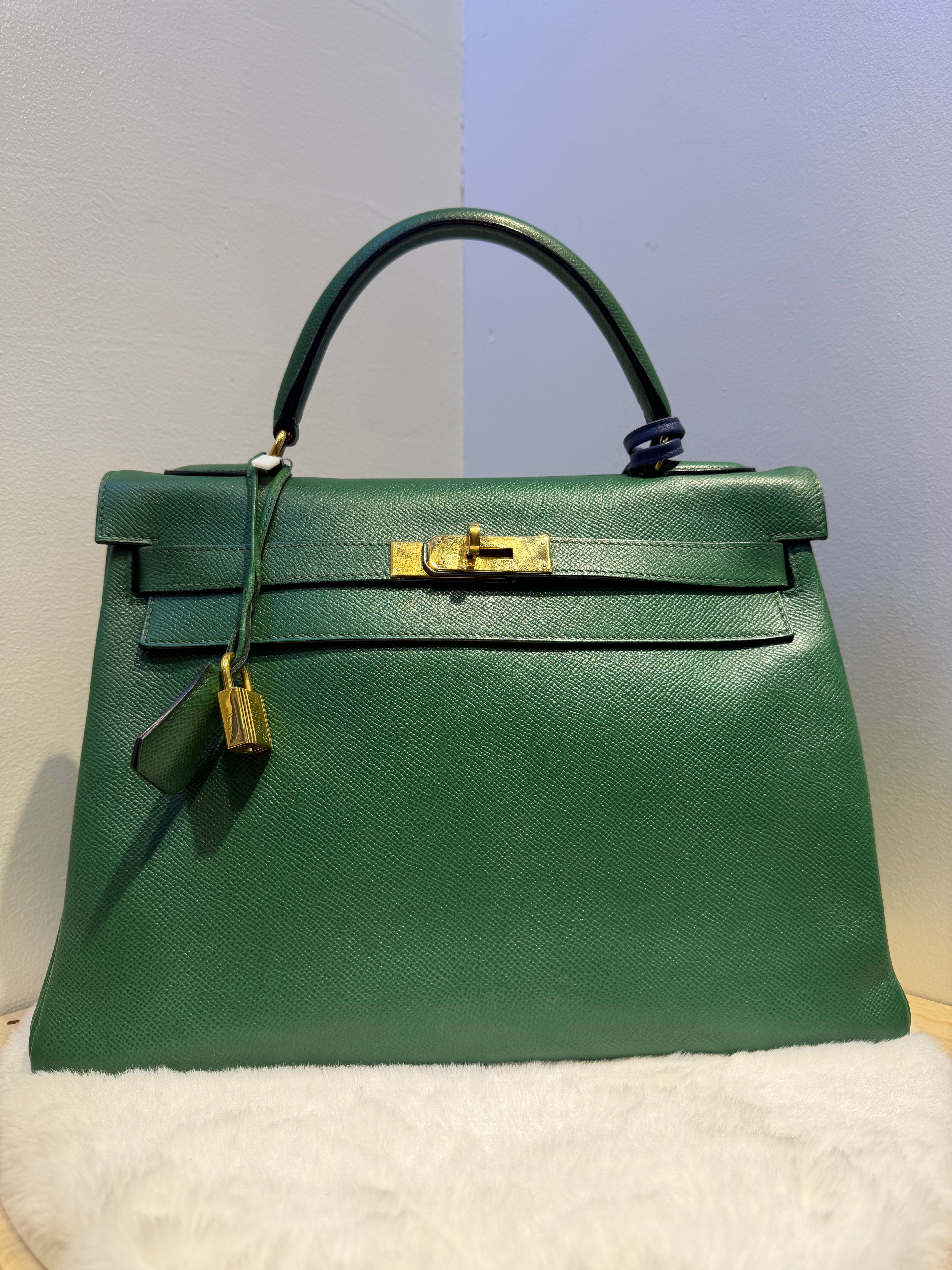 Hermes Kelly Hand Bag 32 (Vibrant Green)