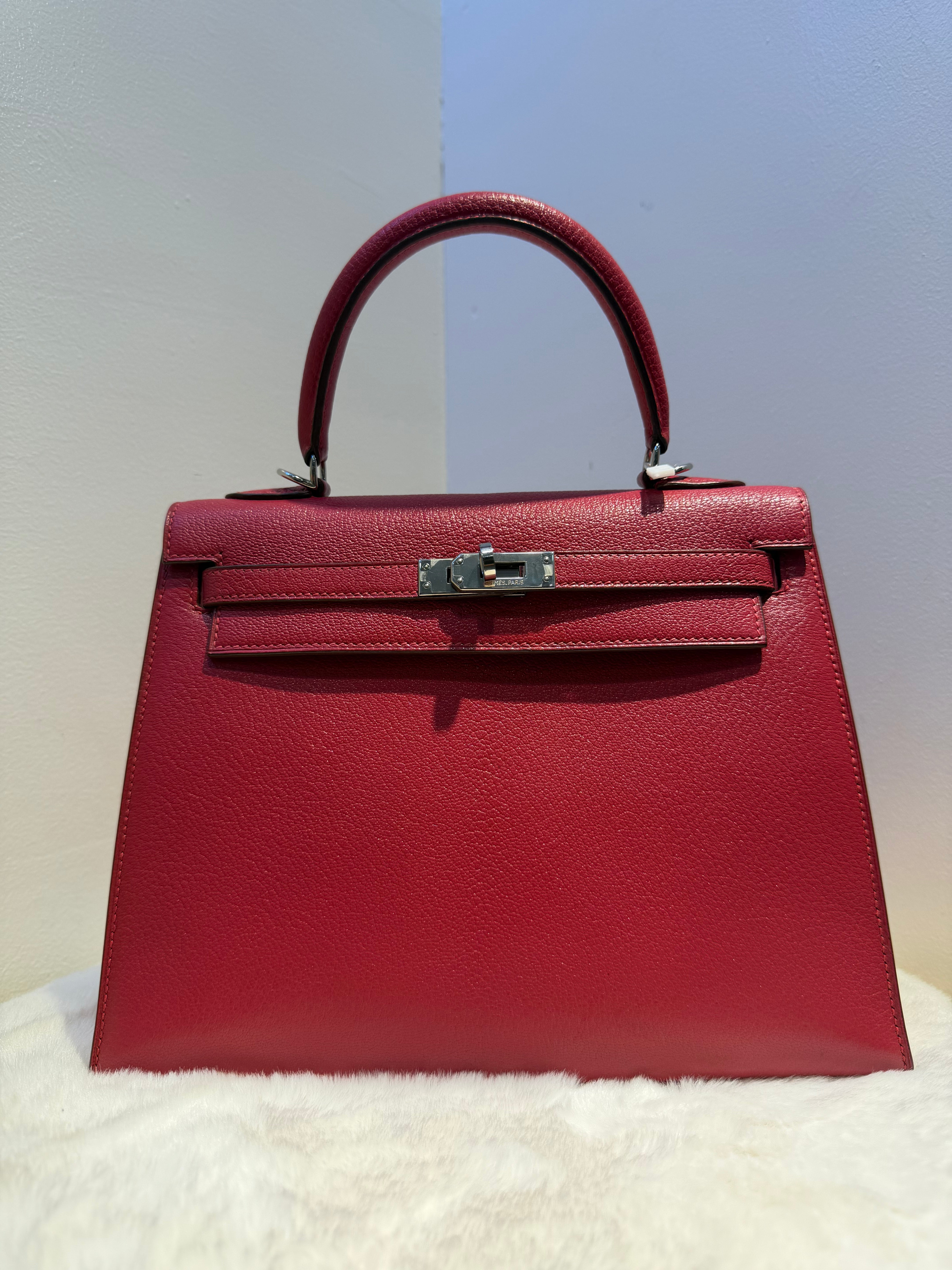 Hermes Kelly  Retourne 32 (Vibrant Red)