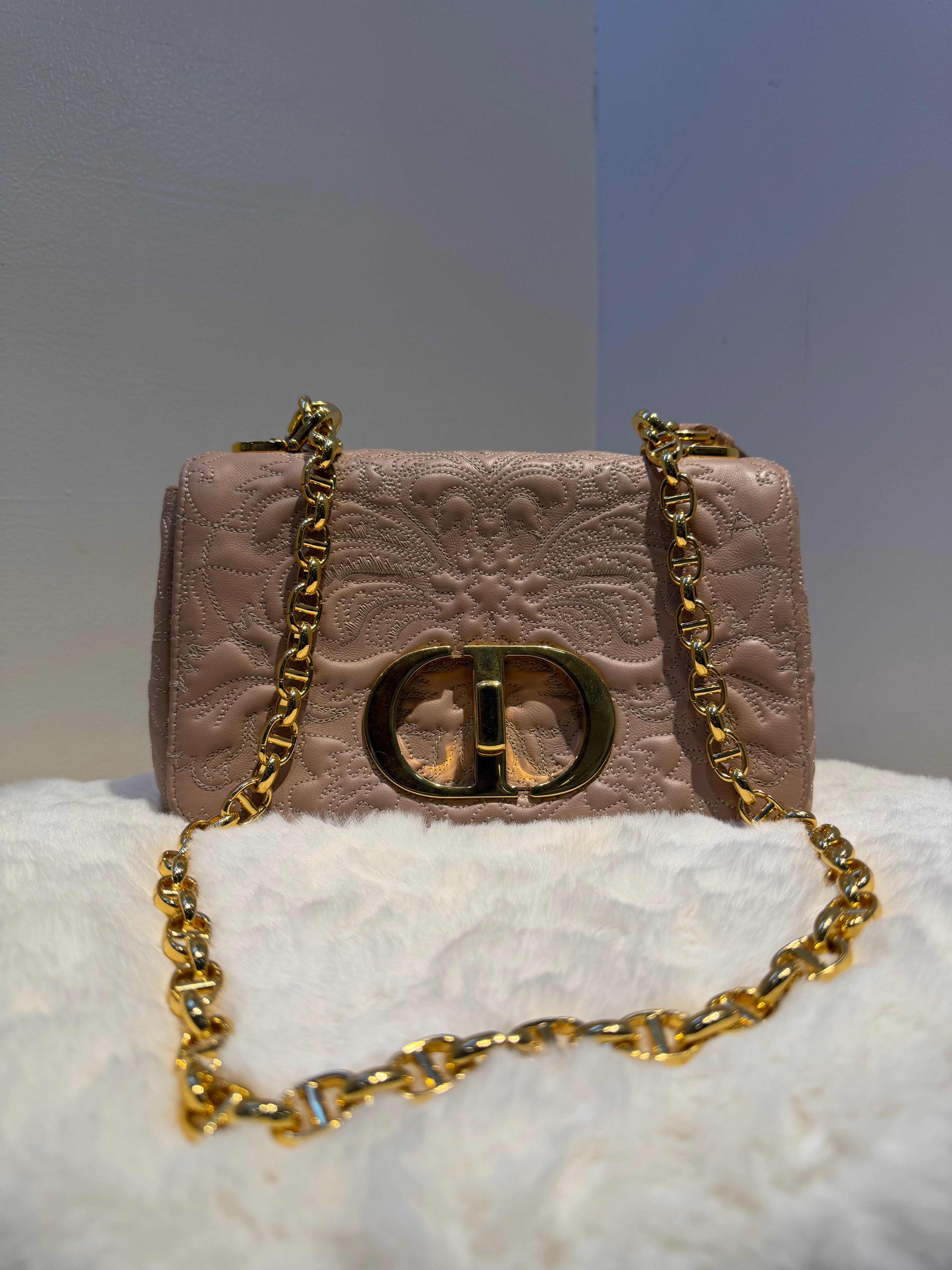 Dior Small Dior Caro Bag 22 (Soft Pink)
