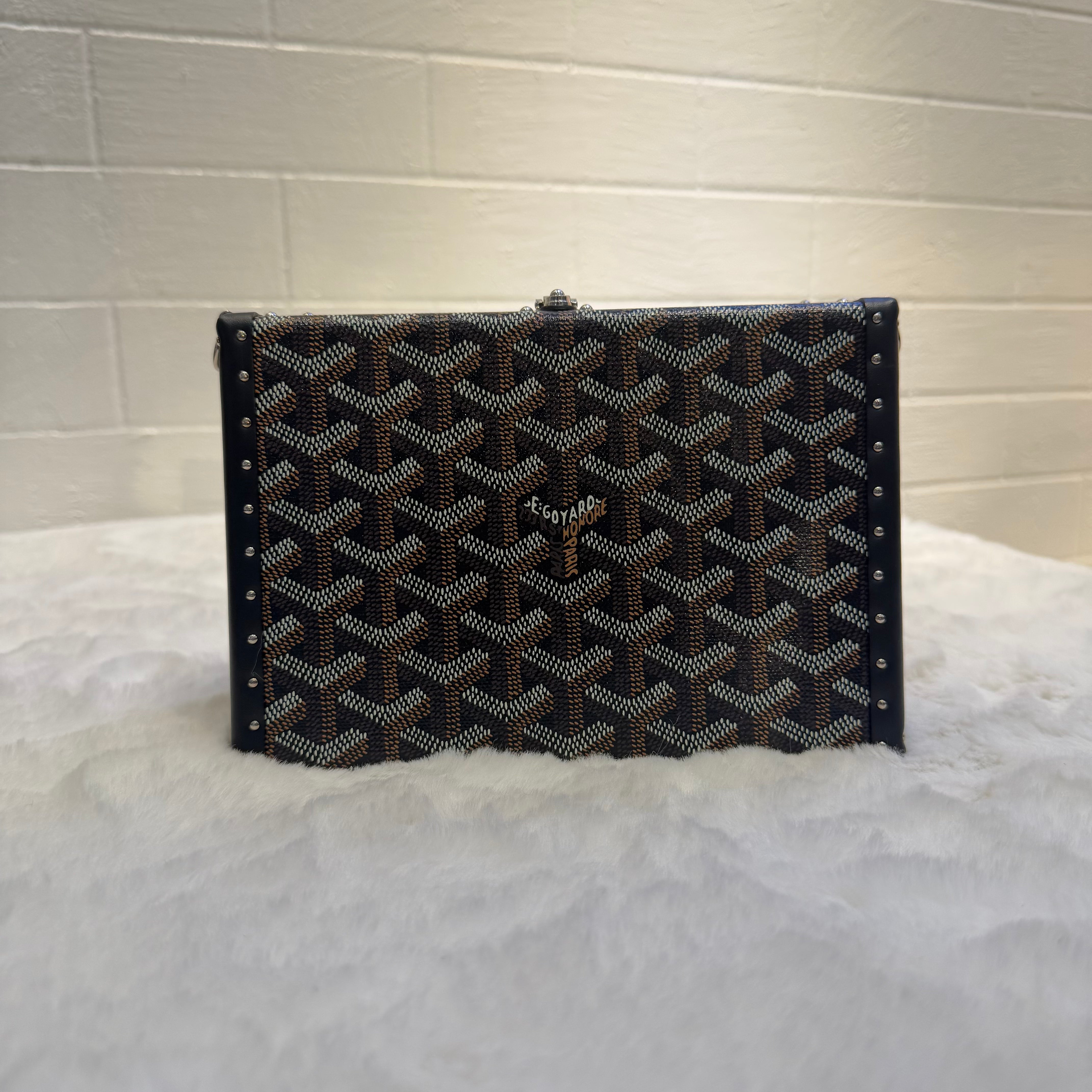 Goyard Minaudiere Trunk Bag in Black 20 (Black and Gold)