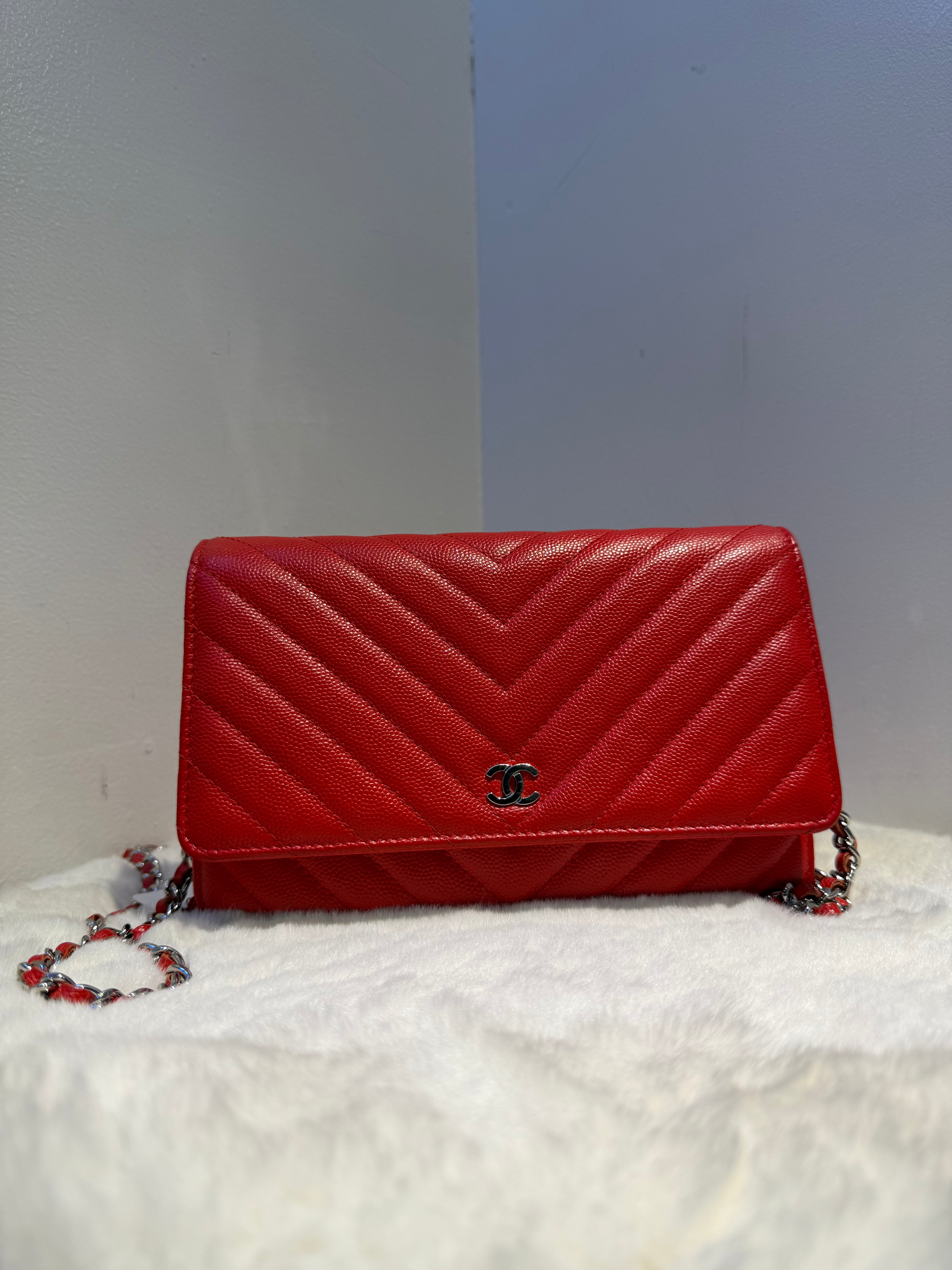 Chanel Classic Chevron Wallet on Chain