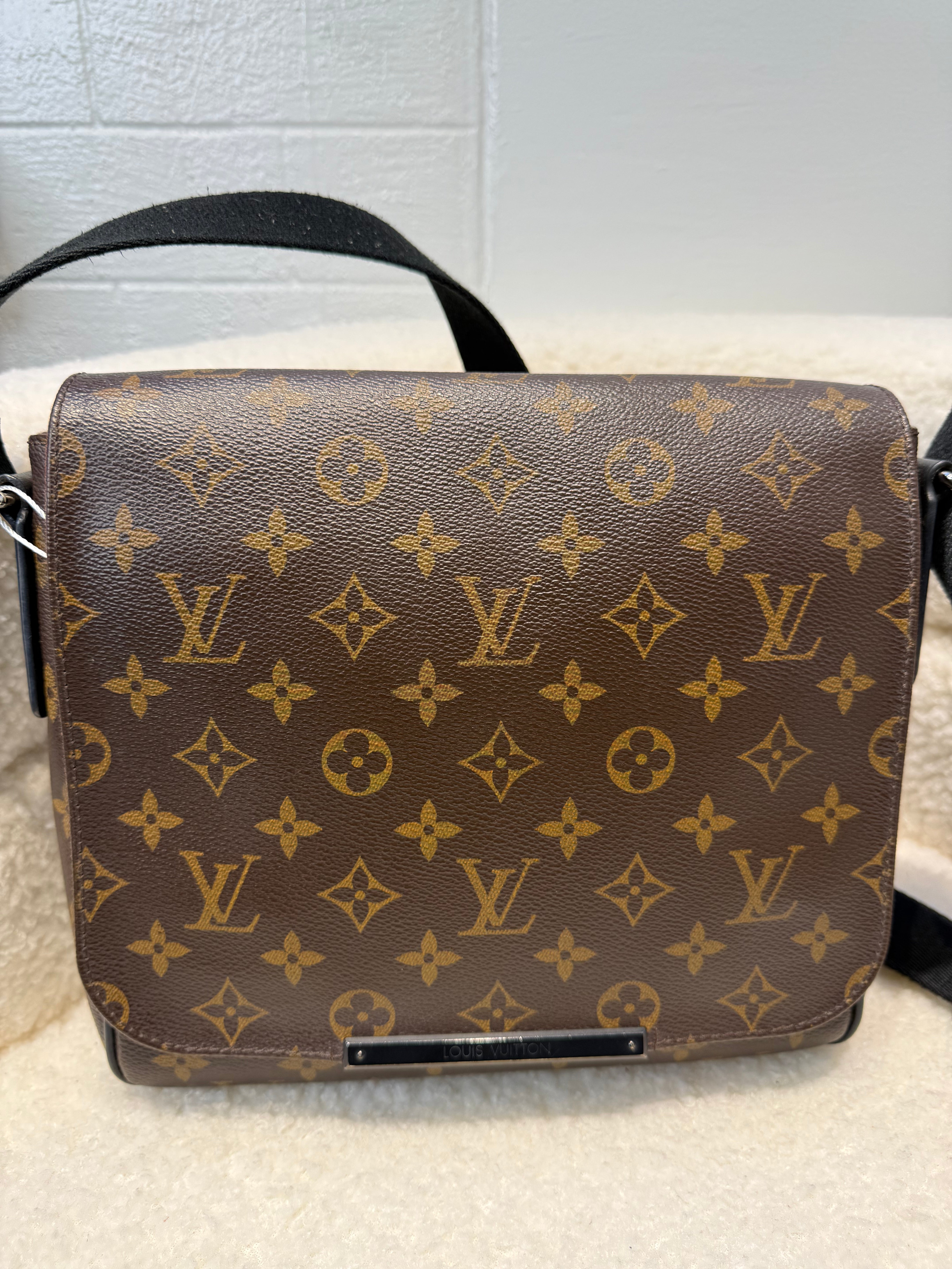 Louis Vuitton Monogram Macassar Torres PM