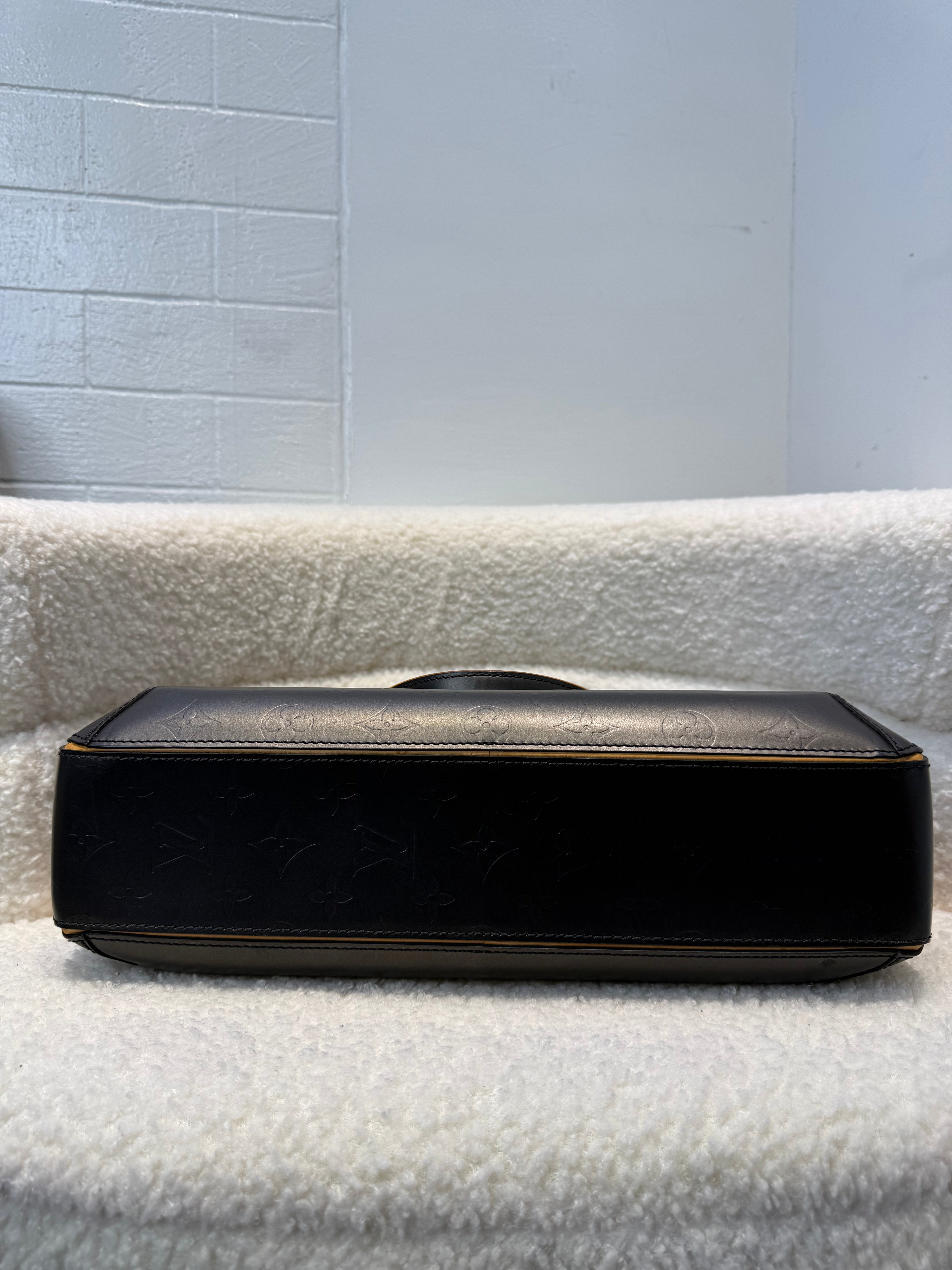 Louis Vuitton Mat Malden