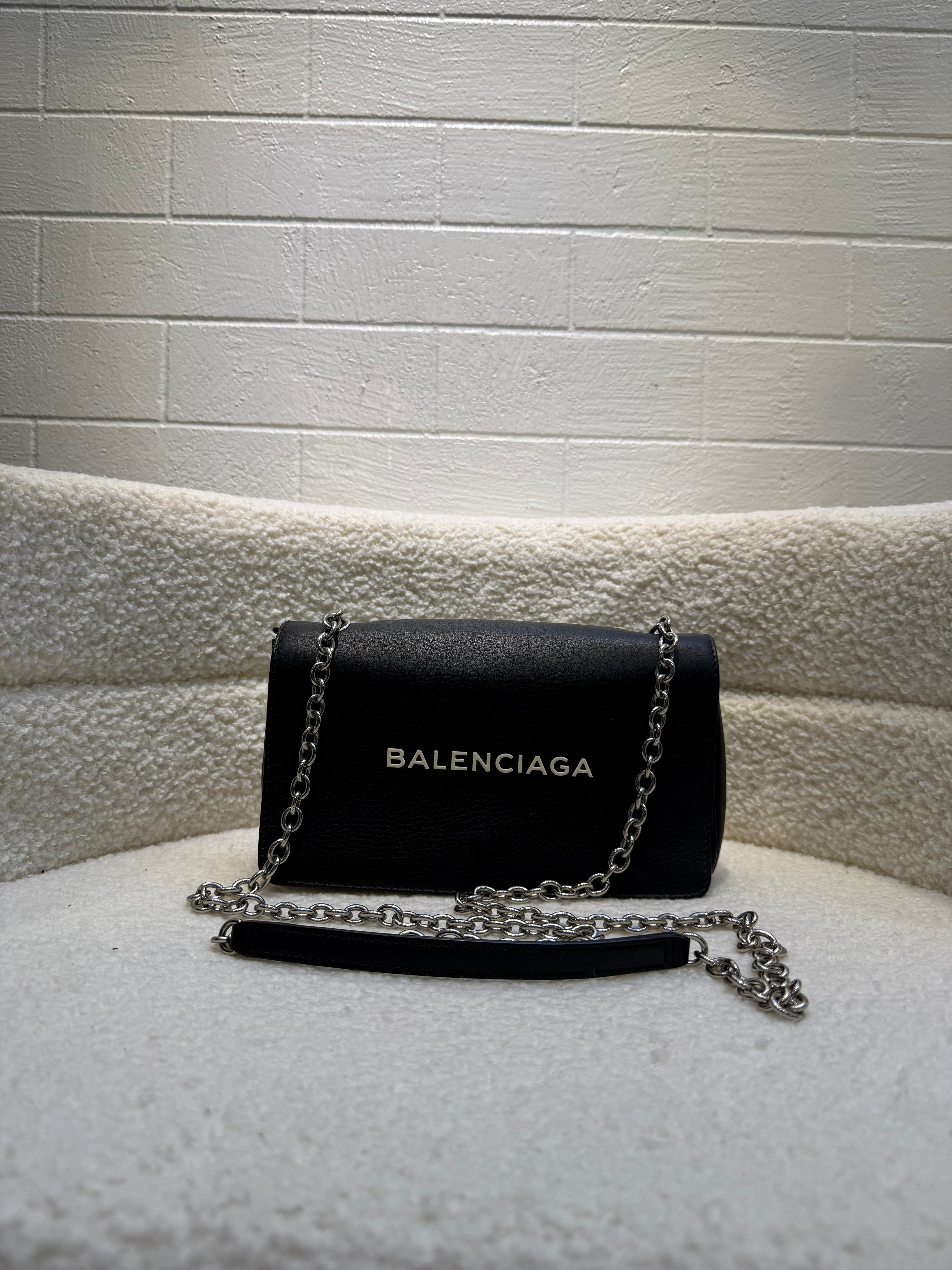 Balenciaga Everyday Wallet on Chain
