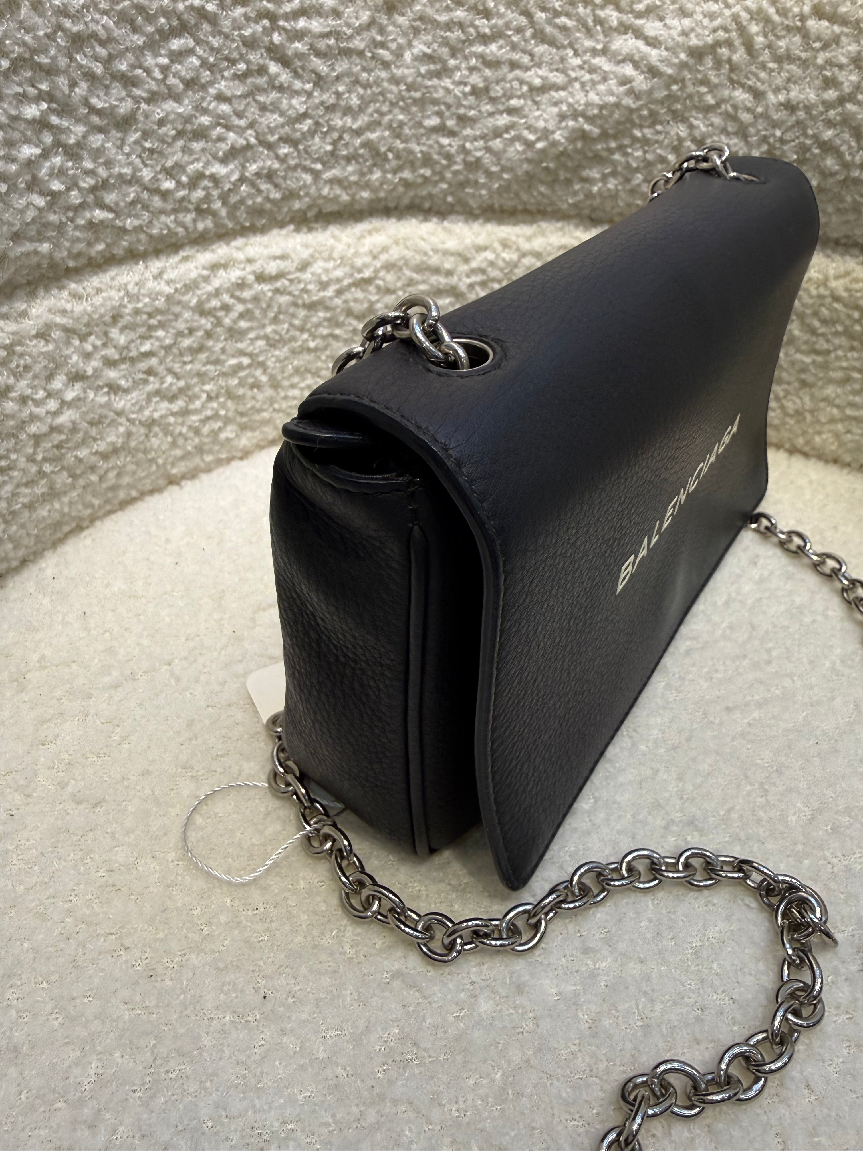 Balenciaga Everyday Wallet on Chain