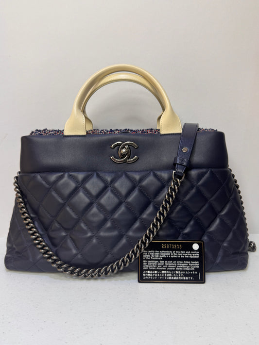 Chanel – Coco Handle Small (Black, With Card)
